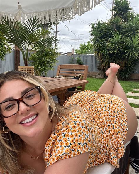 Haleigh Cox (@hcoxofficial) • Instagram photos and videos.